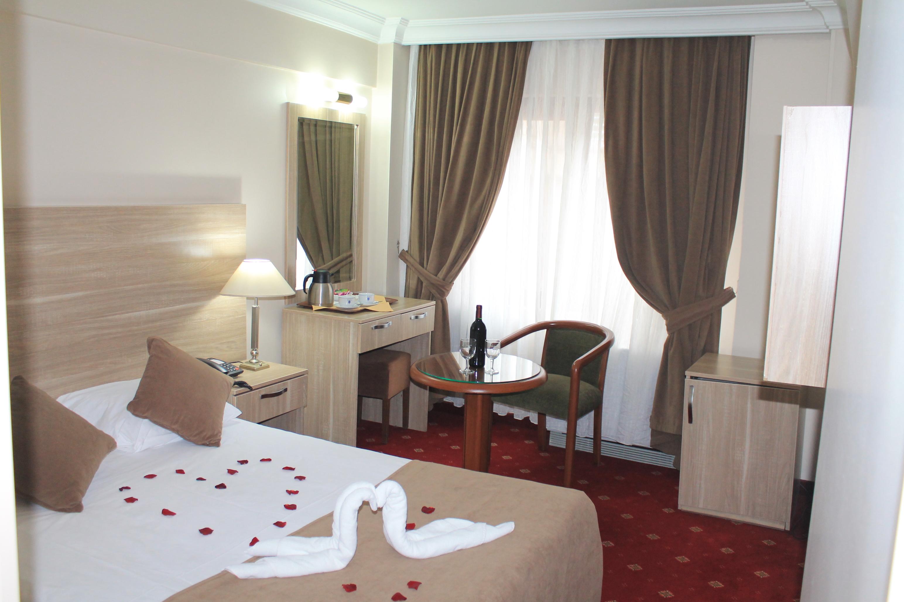 Hotel Buyuk Sahinler Istanbul Bagian luar foto