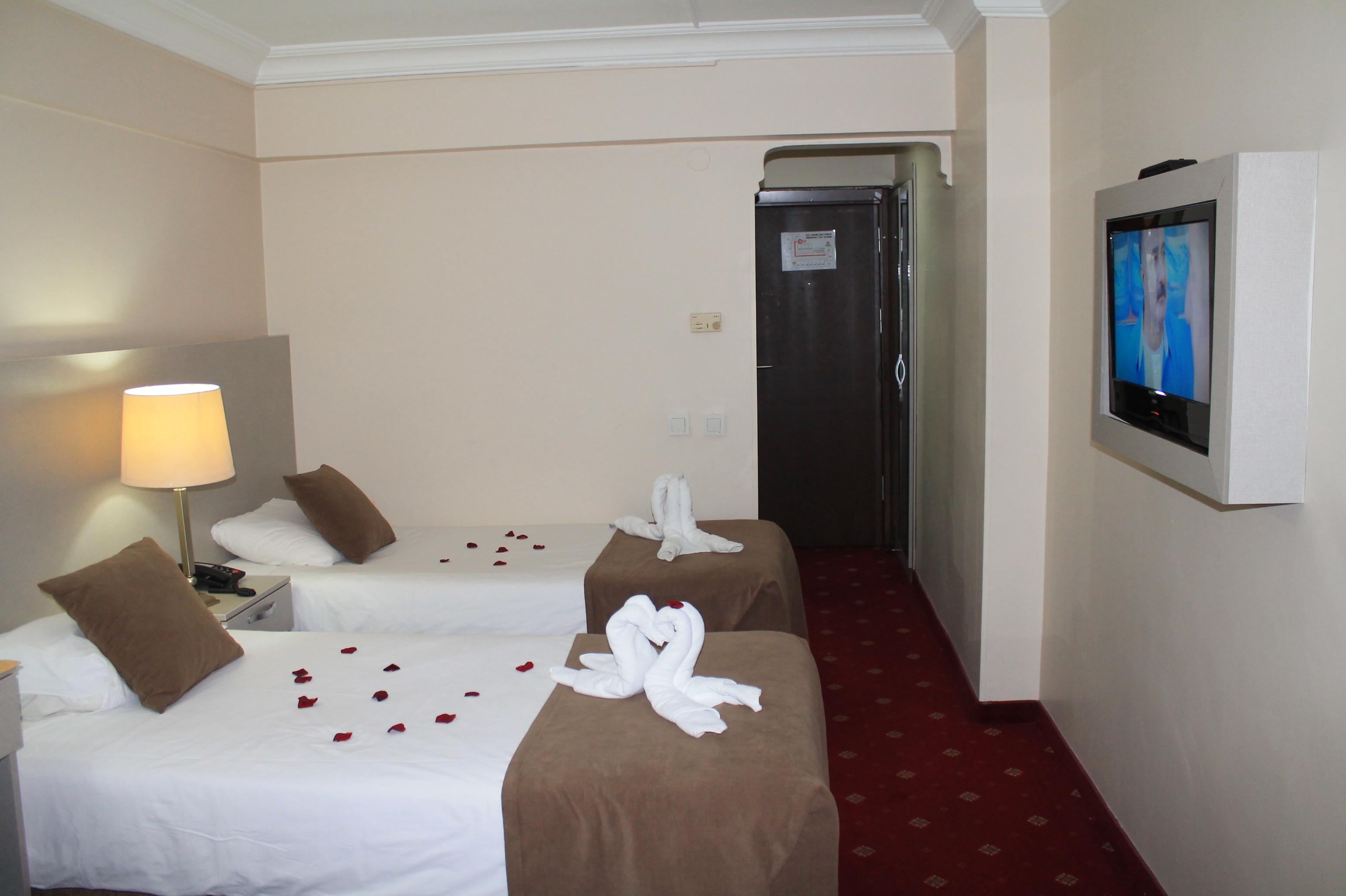 Hotel Buyuk Sahinler Istanbul Bagian luar foto