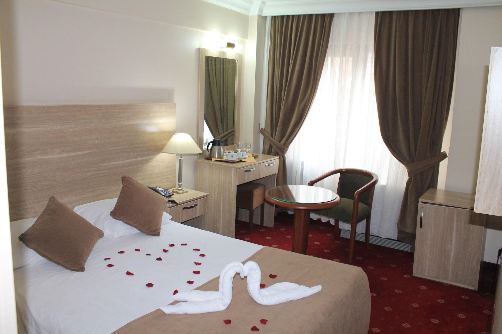 Hotel Buyuk Sahinler Istanbul Bagian luar foto