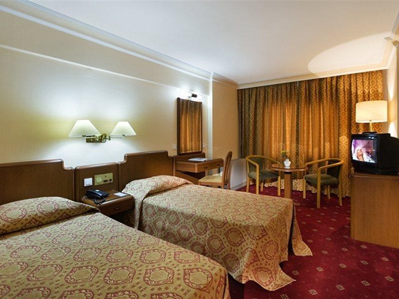 Hotel Buyuk Sahinler Istanbul Bagian luar foto
