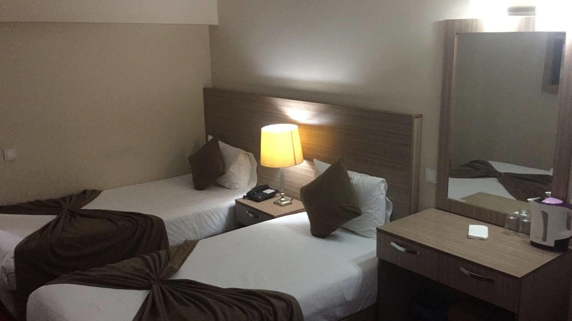 Hotel Buyuk Sahinler Istanbul Bagian luar foto