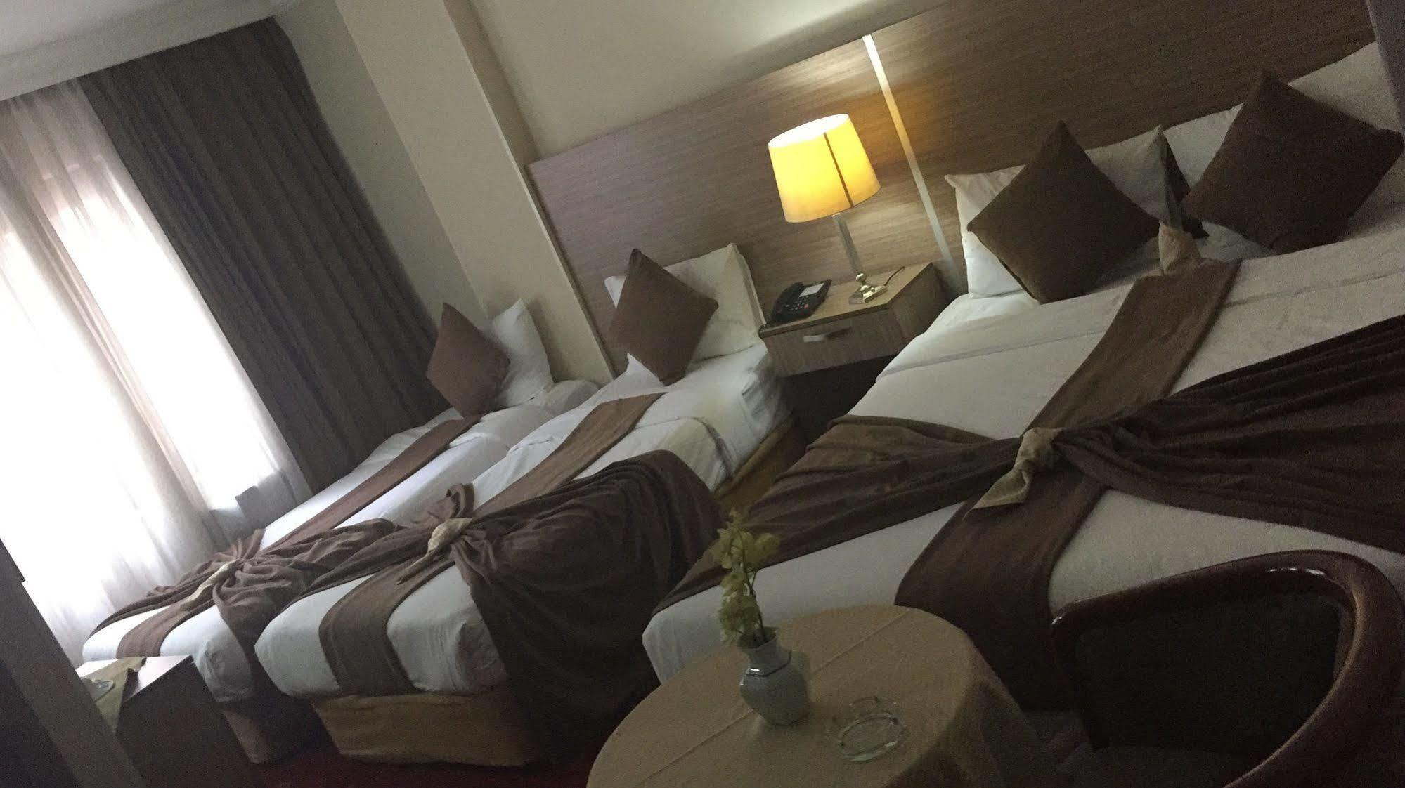 Hotel Buyuk Sahinler Istanbul Bagian luar foto